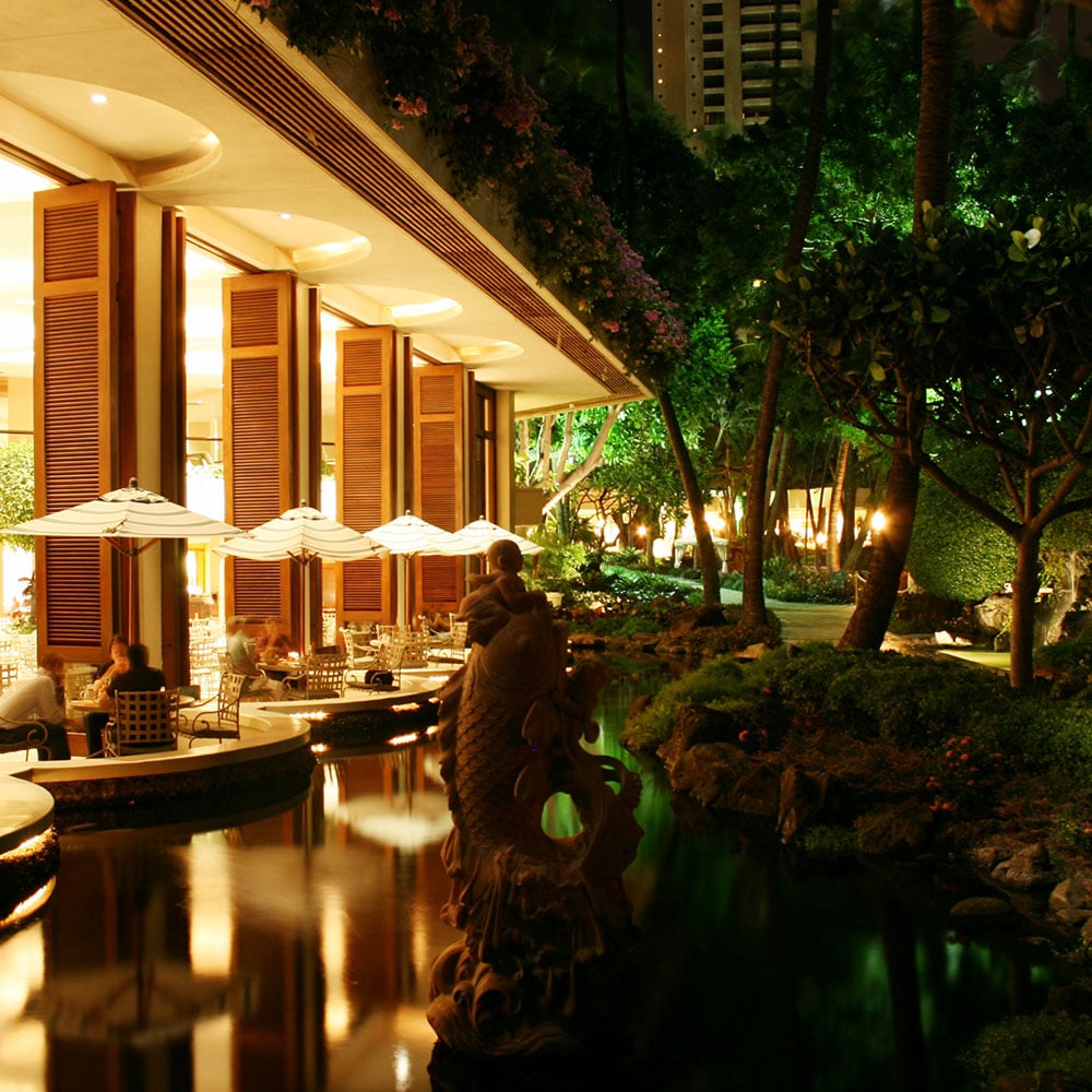 Hospitality1000x1000