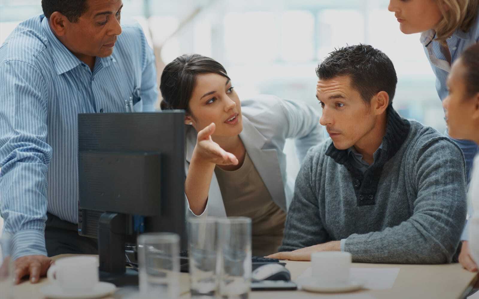 I'm Considering Leasing my Office Equipment: Who Should I Lease With?